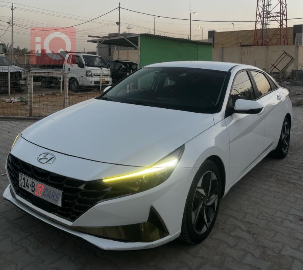 هیوندای ئەلەنترا